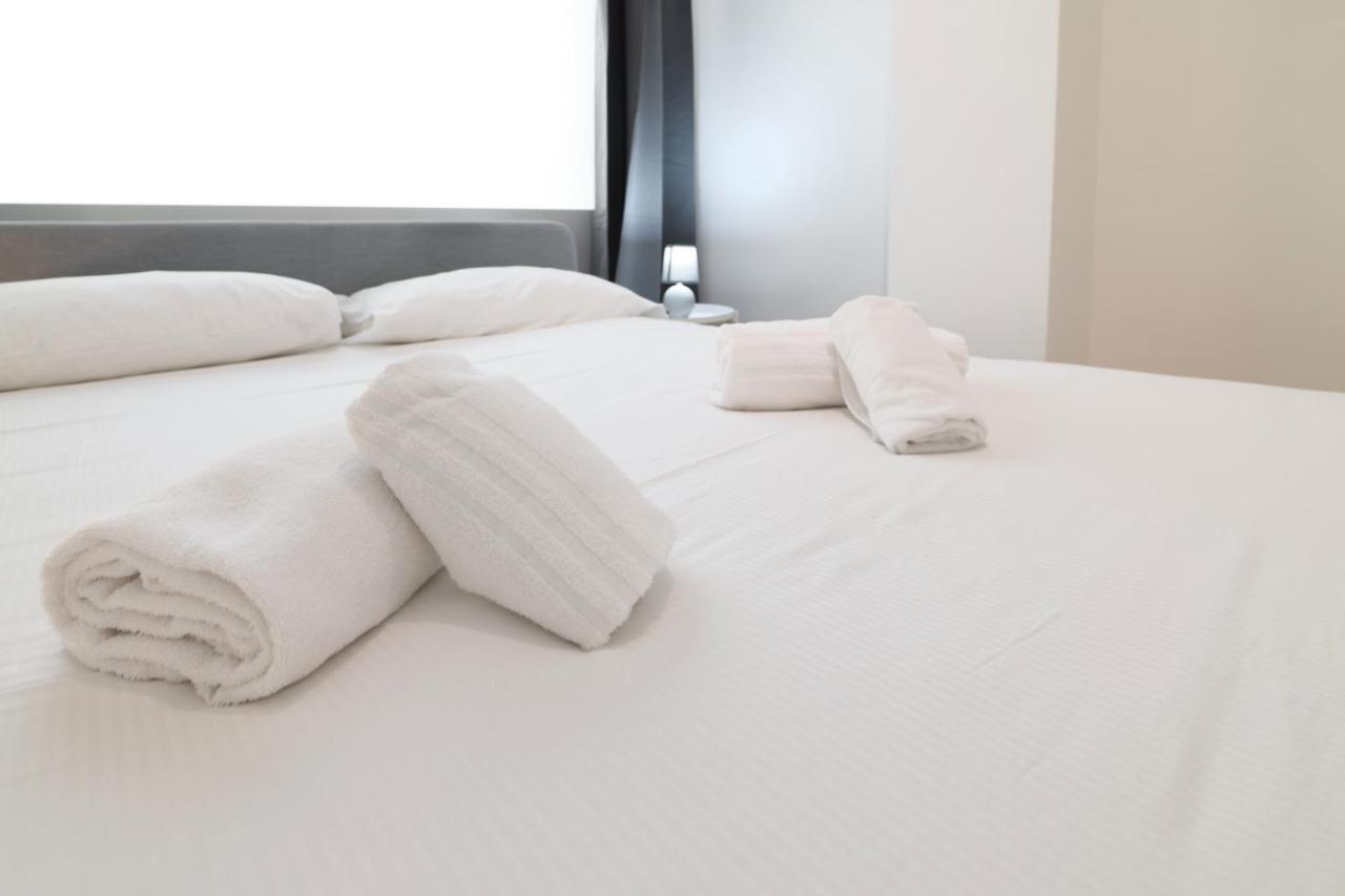 Primopiano - La Malfa Flats Apartman Milánó Kültér fotó